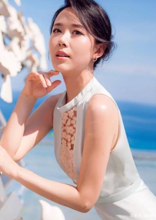 颜丹晨汉子装