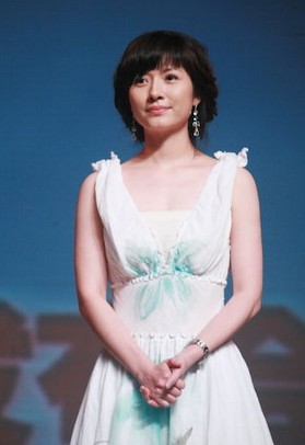 吉雪萍脑瘫女儿 吉雪萍脑瘫女儿
