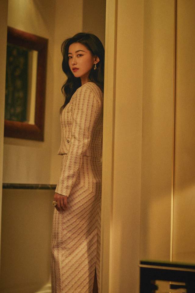 朱珠春秋