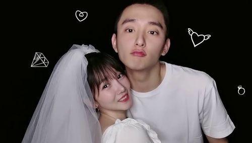 于小彤35岁才成婚