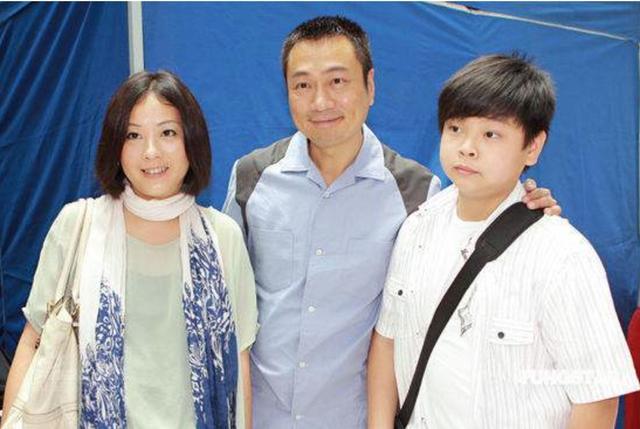 黎耀祥团体材料