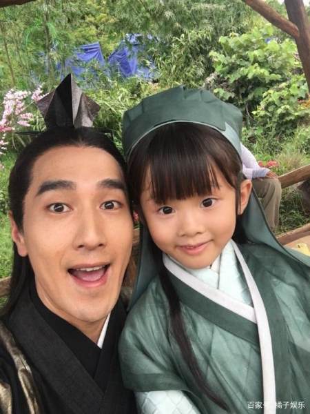 阿离扮演者