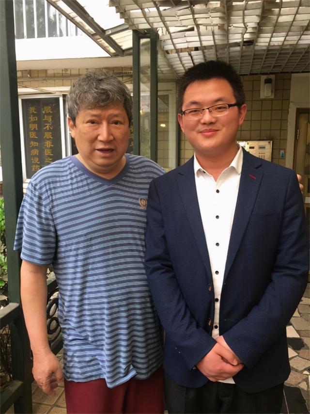 善士李春平