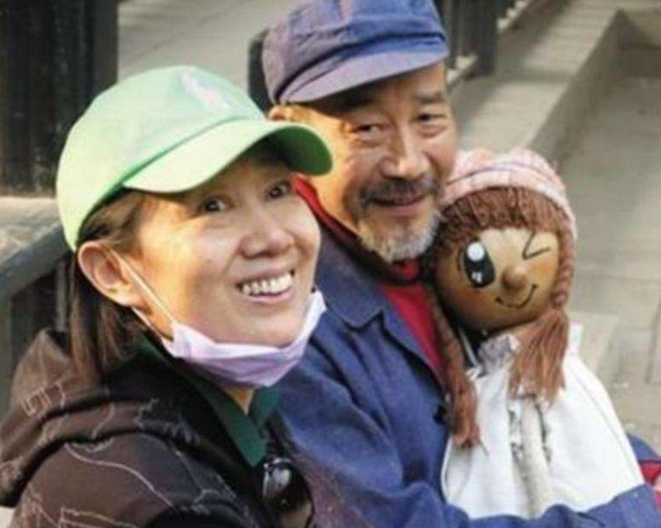 李雪健嗓子是怎么回事