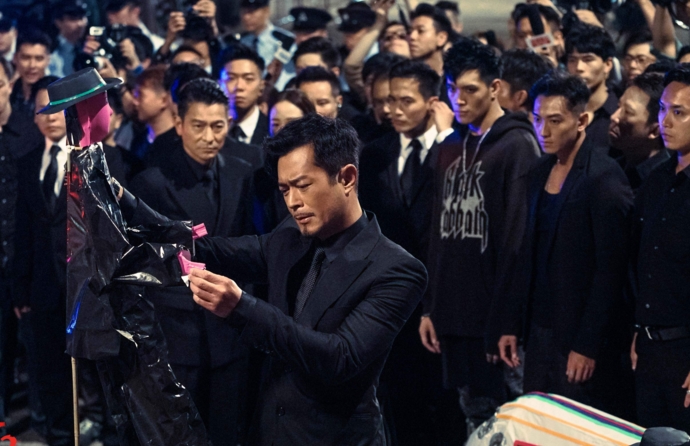 邱礼涛的脚怎么了的简单介绍