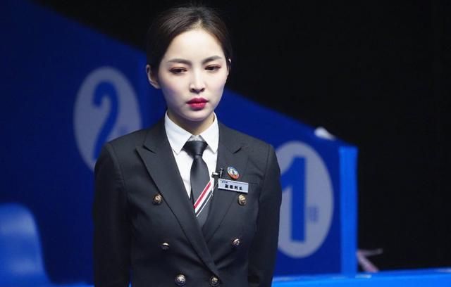 王钟瑶婚礼5分37秒线上的复杂引见