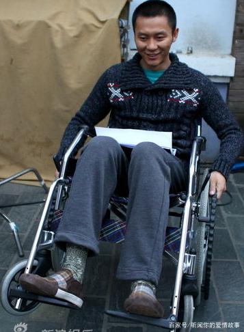 李晨头部受伤