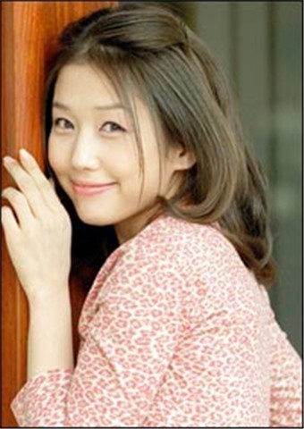 阁楼男女女主角