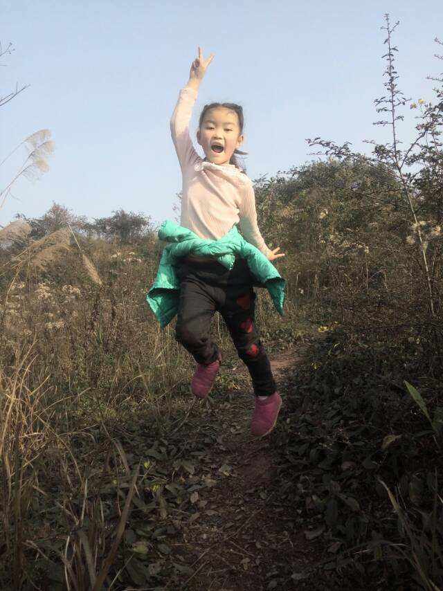 包括黄伊雯的词条