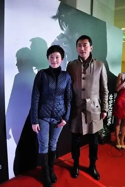鲁健妻子 鲁健妻子