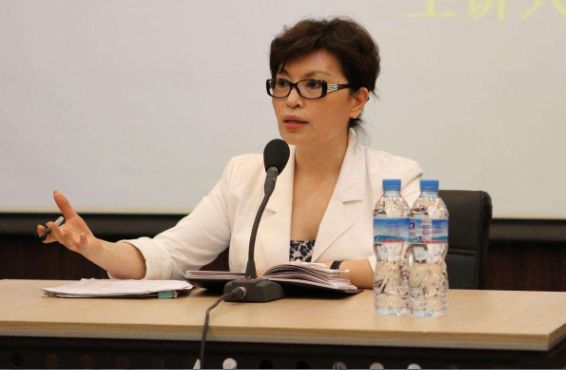李瑞英老公