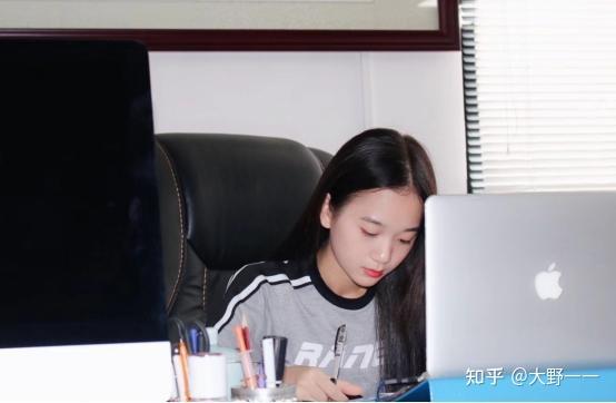 美迪智张曼如团体材料