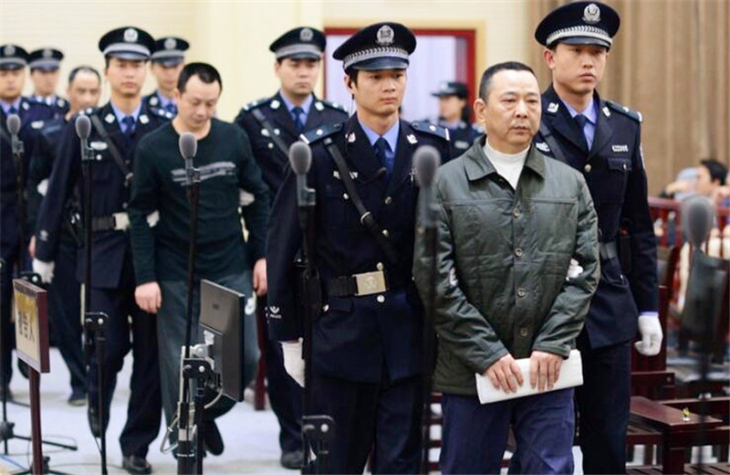 跟刘汉30万过夜的是谁