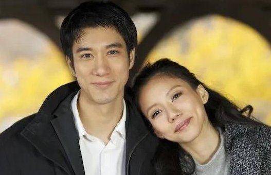 李靓蕾点赞闺蜜侯佩岑生日发文的复杂引见 李靓蕾点赞闺蜜侯佩岑生日发文的复杂引见