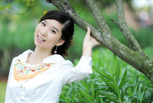 央视主持人王欢简历 央视主持人王欢简历