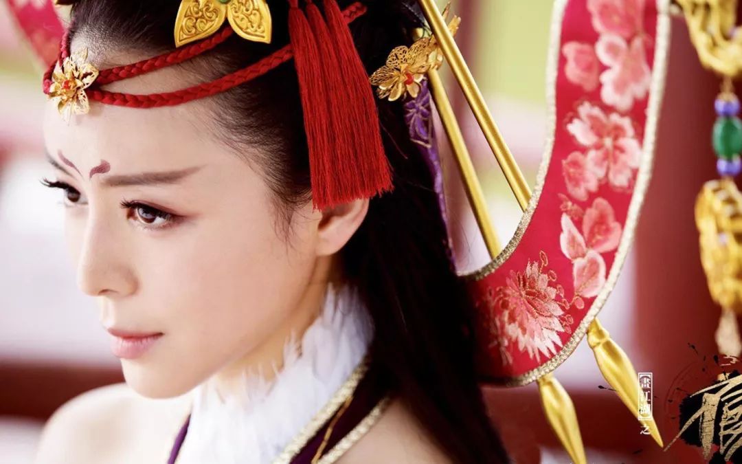 张静初为什么叫移动炮台 张静初为什么叫移动炮台