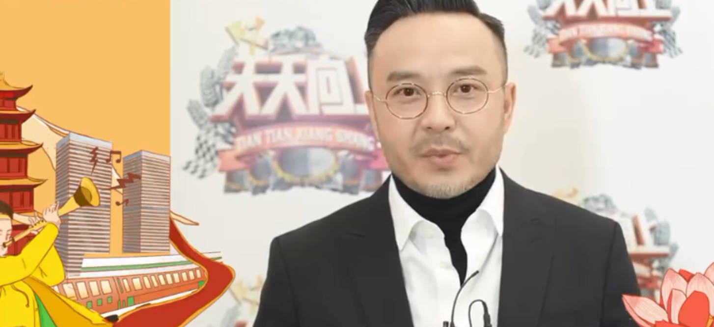 汪涵拍老坛酸菜广告曾边吃边吐