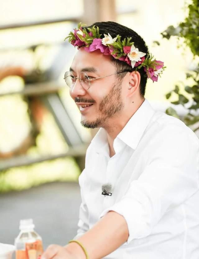 汪涵拍老坛酸菜告白曾边吃边吐