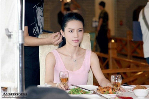 潘霜霜整容前