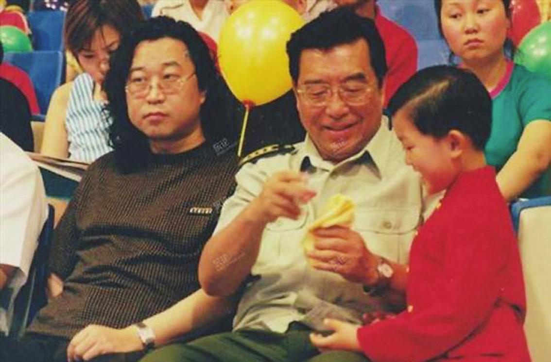 李天一同伙