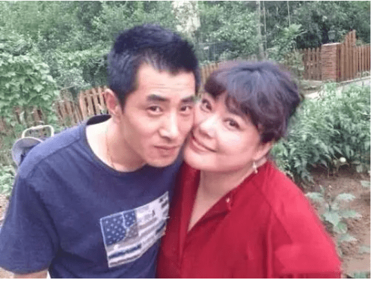李菁菁现任老公