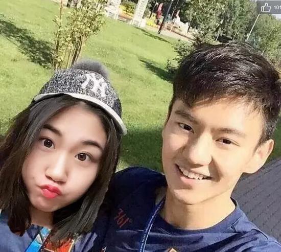 傅园慧宁泽涛捂嘴的简单介绍