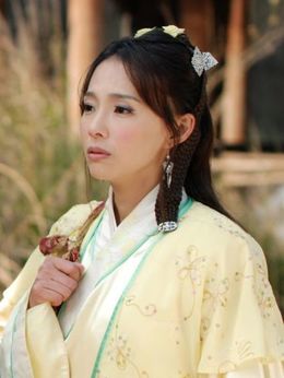 王灿方子萱