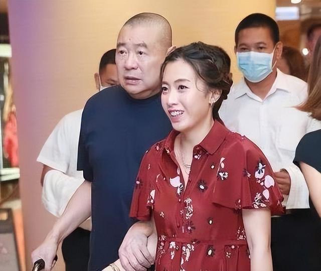 刘銮雄近况