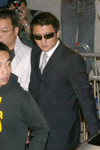 谢霆锋顶包案 谢霆锋顶包案