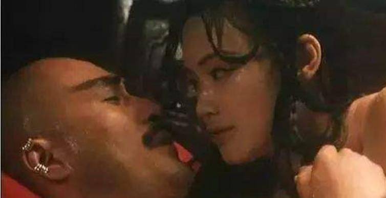 包括玉女蒲团的词条