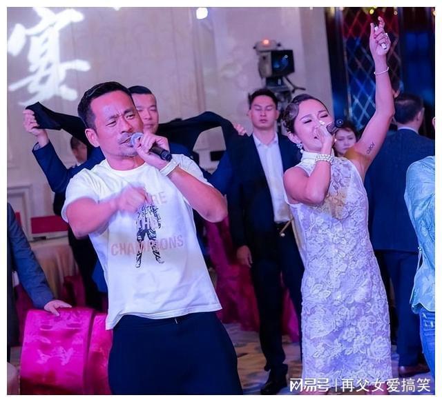 周柏豪洗米华 周柏豪洗米华之子 周柏豪洗米华 周柏豪洗米华之子