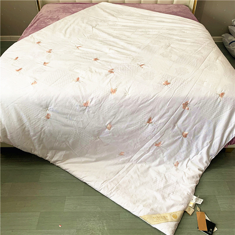 达贝尼 达贝尼现在过的怎样? 