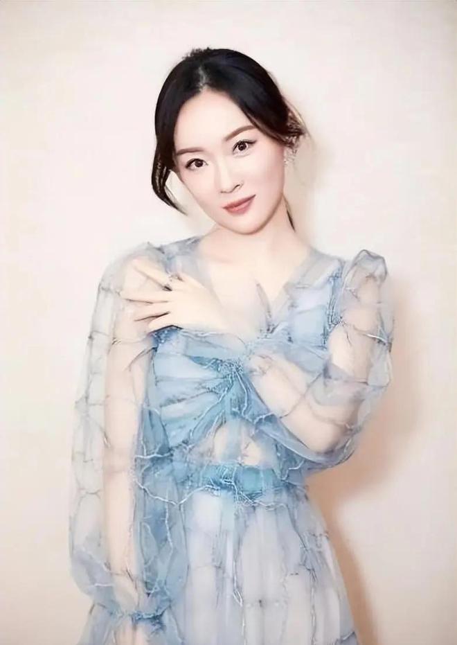 黄奕与霍思燕 圈里人对黄奕霍思燕的评价 黄奕与霍思燕 圈里人对黄奕霍思燕的评价
