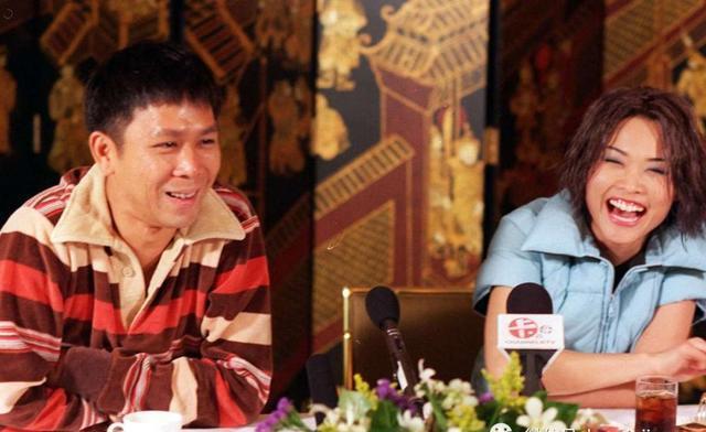 李宇春男友叫什么 李宇春的男伴侣是哪一团体 李宇春男友叫什么 李宇春的男伴侣是哪一团体