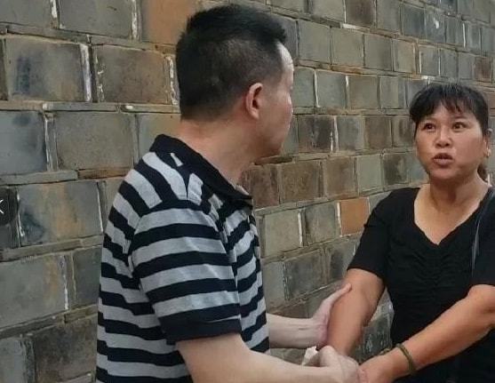 张玉环领证前妻祝福 张玉环给他前妻几何钱 张玉环领证前妻祝福 张玉环给他前妻几何钱