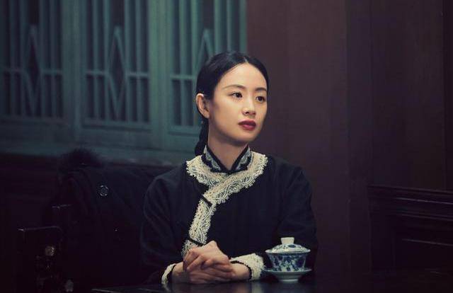 李诚儒问李梦被换掉 李成儒和李梦什么关系 