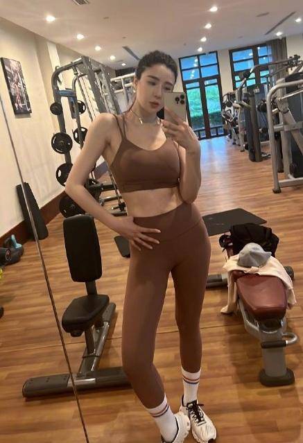 周韦彤材料 周韦彤为何叫炮架子 