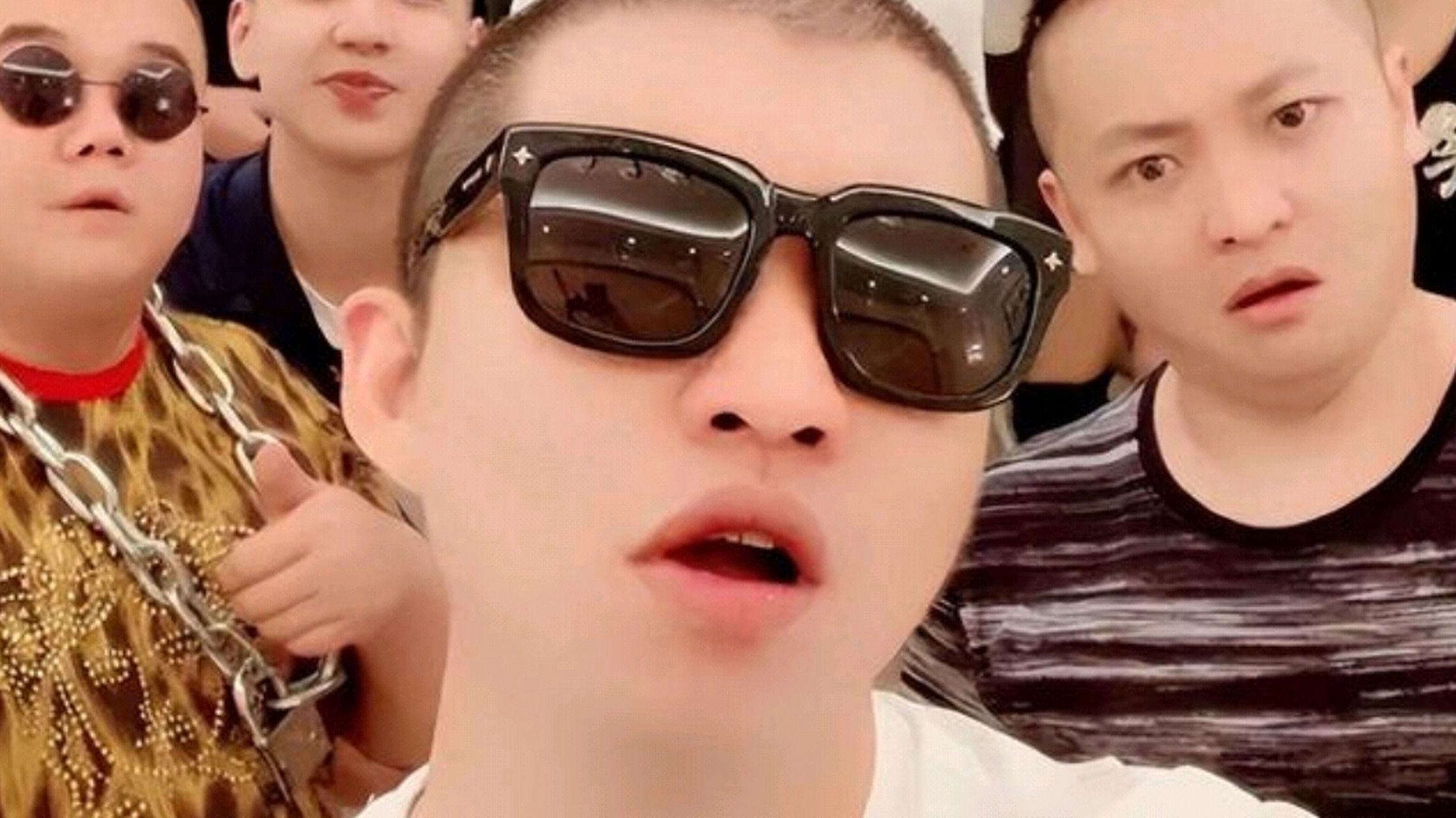 二驴被永久封号 二驴永久封号了吗 