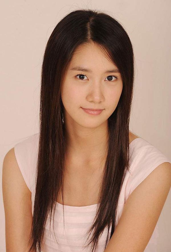 少女时代允儿整容 少女时代允儿退团了吗 