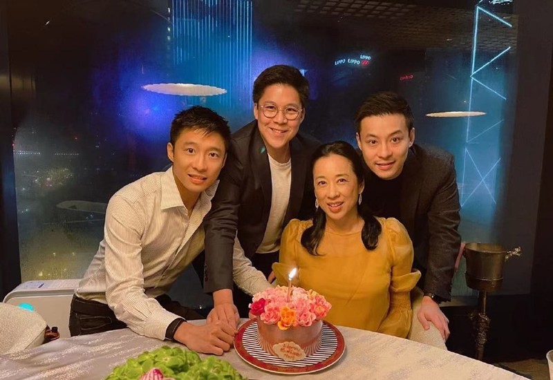 霍震霆有几个妻子 霍震霆几个妻子和后代 