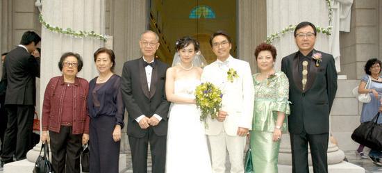 许冠杰的老婆 许冠杰的老婆图片 