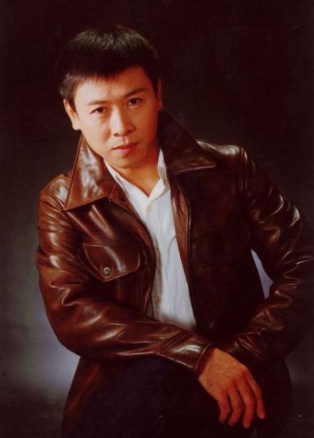 胡亚捷的妻子 胡亚捷妻子团体材料 