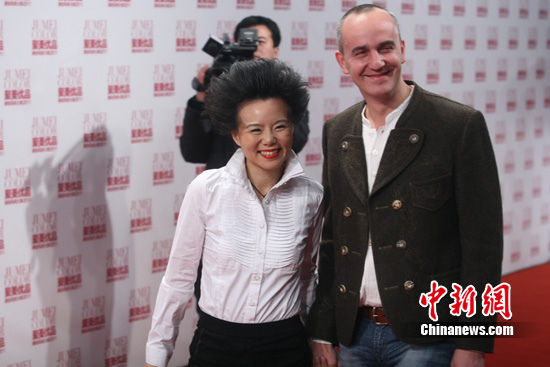 方龄踩裙门 方龄是什么意思 