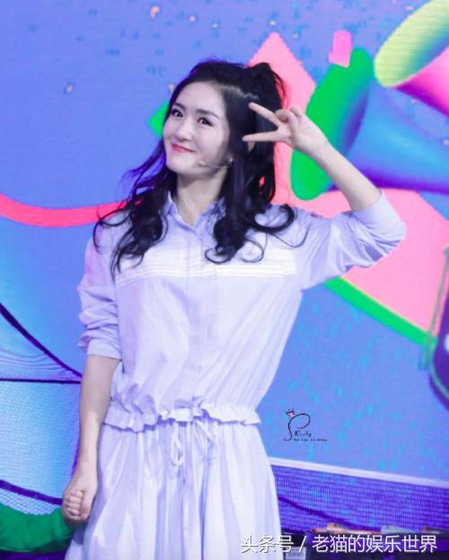 谢娜掐多多 谢娜掐多多脖子 黄磊的反响 谢娜掐多多 谢娜掐多多脖子 黄磊的反响