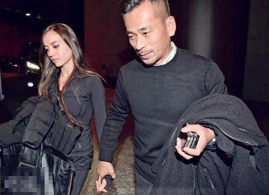 周焯华儿子 周焯华儿子此刻怎么了 