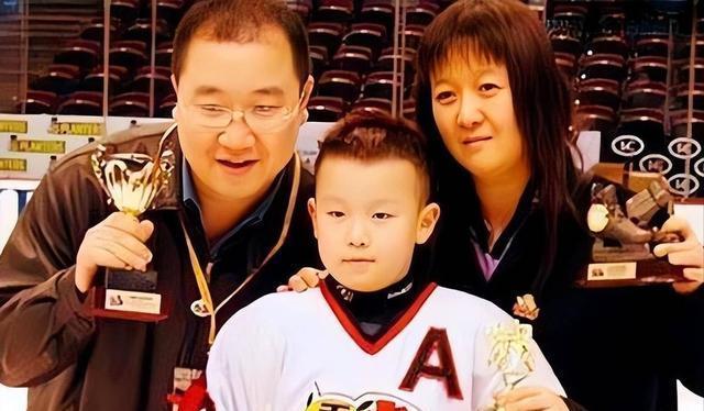 巴图的父亲 巴图的父亲叫什么名字 