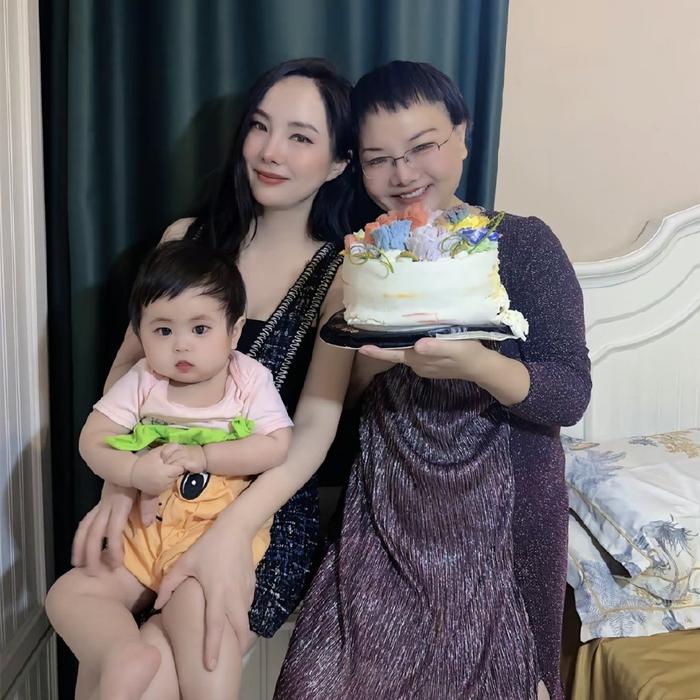 邓开国仳离的复杂引见