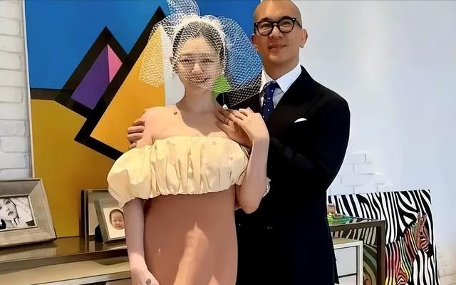 具俊晔团体材料 具俊晔团体材料照片简介 