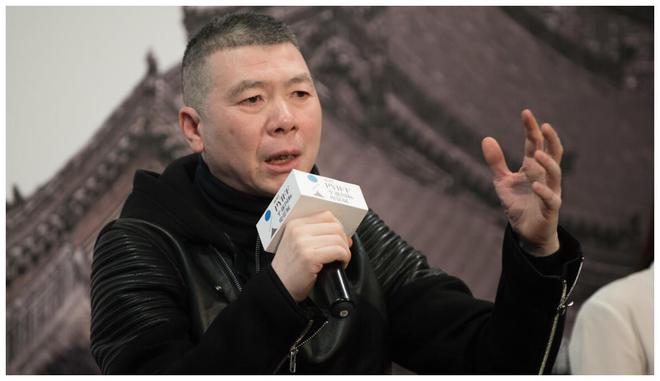 冯小刚的白癜风 冯小刚的白斑是怎么病愈的呢 冯小刚的白癜风 冯小刚的白斑是怎么病愈的呢