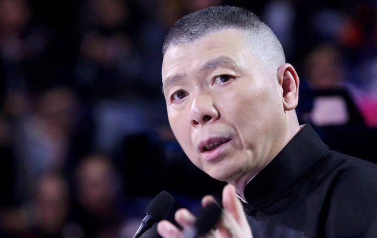 冯小刚白癜风 冯小刚白点癫风治好了是真的吗 